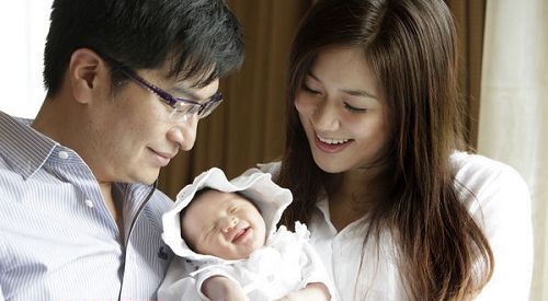 ����俞���T����һŮ �c�Ϲ��l��ϲӍ(�D)