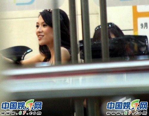 ����������ȹ������ �s������Մ��¶��Ц(�D)