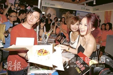 ���N�����ԸЬF(xi��n)���չ�����ȷ۽z�������͵���