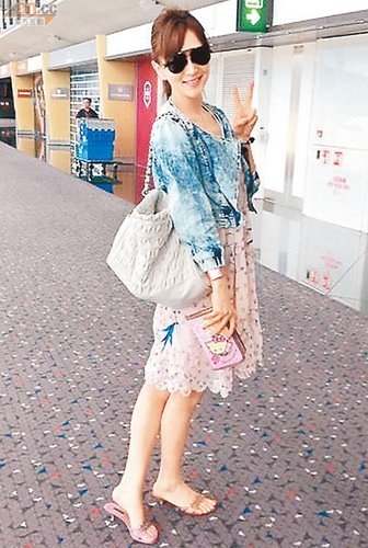 �T������uˇȫ������ �cAngelababy����֧��