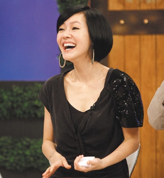 СS����СŮ�����ϸ߸�Ь���챻���`̤��(�D)