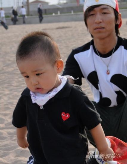 ��Ȫ�¸�mv���W�����R�װٺα�������ͦ(�D)