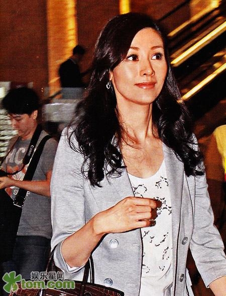 �c(di��n)�����D