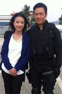 周海媚回歸TVB酬勞曝光:降價7成 每集6萬港元